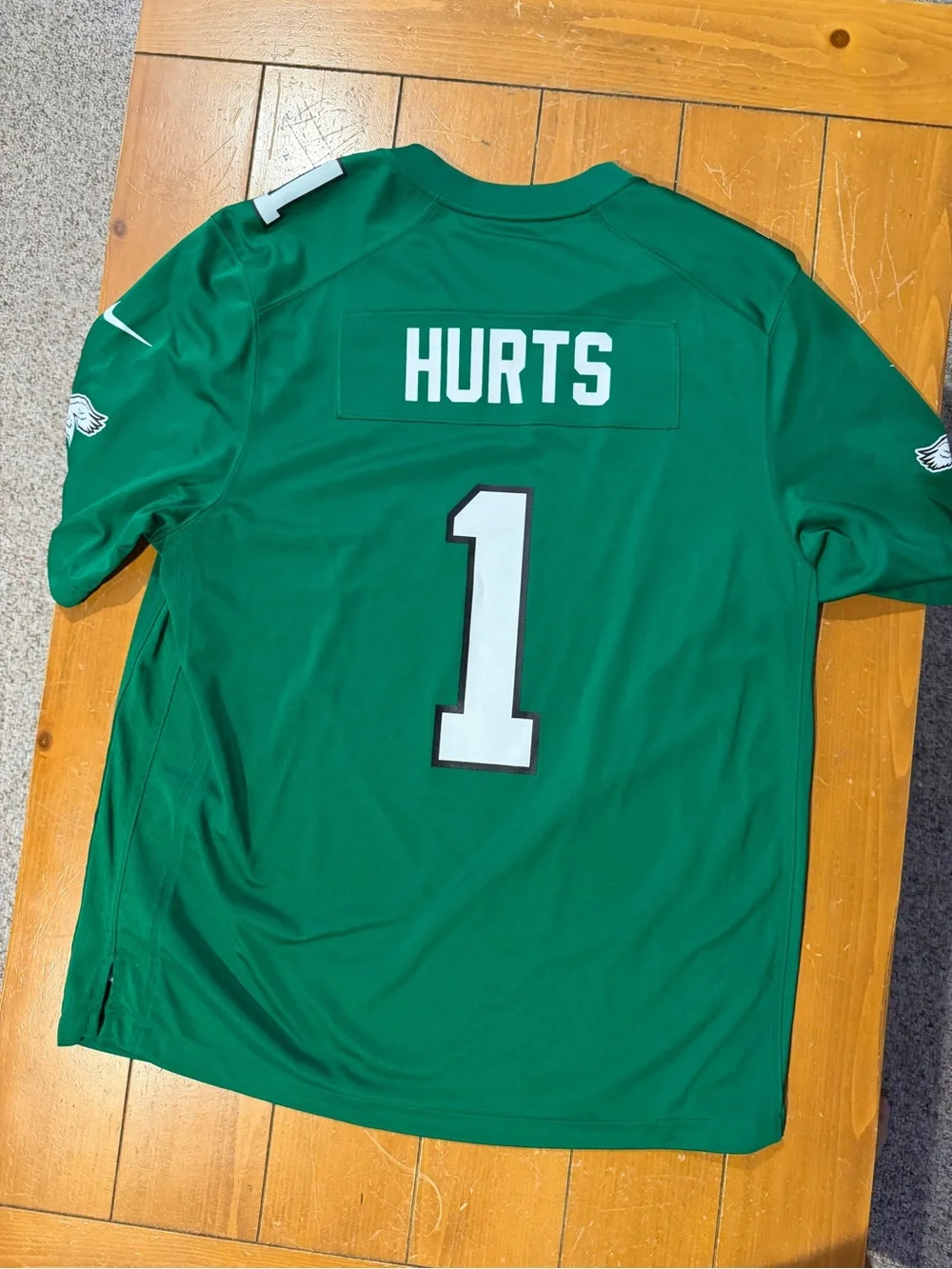 Nike Men’s Green #1 Football Jersey with Team Shoulder Logos